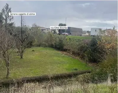 Piena proprietà di un apprezzamento di terreno sito nel Comune di Noventa...