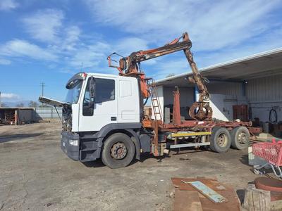 Autocarro Iveco Eurotech Cursor 190Per visionare la documentazione disponibile, si invitano le parti interessate a visitare la pagina dell'asta sul portale www.industrialdiscount.it - codice asta 9635