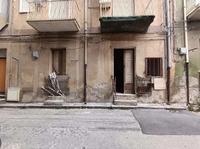 Appartamento sito nel Comune di Gela (CL), in Via...