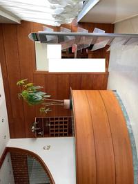 piena proprietà 1/1 intera palazzina con destinazione alberghiera/residenza anziani autosufficienti, in San Giorgio Lucano (MT), Via Tripoli n. 3, tre piani fuori terra e un piano interrato, collegati da un vano ascensore interno e da un vano scala, in Catasto Fabbricati al Foglio 34 p.lla 517 sub 1-2-3, piano S1-1-2-3, cat. D2, rendita € 12.484,50.