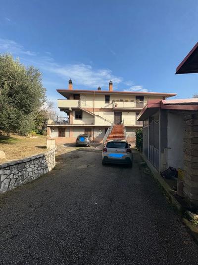 Proprietà per 1000/1000, di una unità immobiliare ad uso...