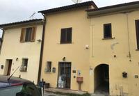 A San Giuliano Terme (PI), Via Corte Grande, piena...