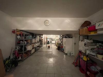 Garage di mq 60 posto al piano S1