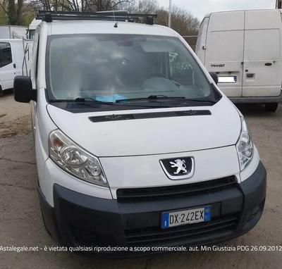 Autocarro Peugeot Expert 2.0 D. 100 kw, targato DX 242...