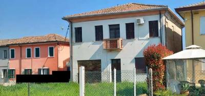 Piena proprietà per la quota di 1/1 di edificio a destinazione mista,...