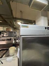 Banco frigo verticale a due ante, marca Tekna Line....