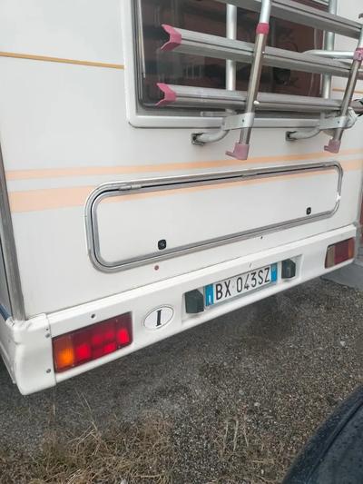 Camper fiat marca Miller, usato e non funzionante TG: BX043SZ