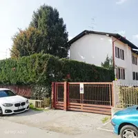 Appartamento della superficie commerciale di 121,70 mq....