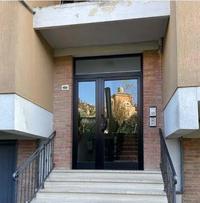 Piena proprietà su abitazione ( 87 mq), autorimessa (19...