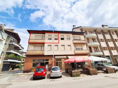 Appartamento con soffitta e garage (sub 6,17,26), in Tolmezzo, via Giacomo...