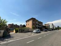 Box doppio della superficie commerciale di 25,00 mq per...