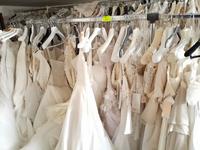 LOTTO 13: N.40 ABITI DA SPOSA