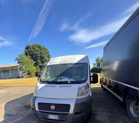 Furgone Fiat Ducato targato DJ415DG