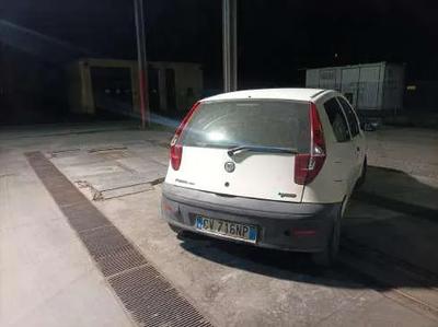 Piena proprietà del veicolo Fiat, modello Punto V, Tg. CV716NP, imm....