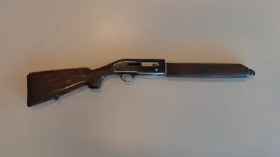 (Lotto n.18) - Fucile semiautomatico (ARMA DA CACCIA) marca BERETTA modello A300 calibro 12 , canna non presente.