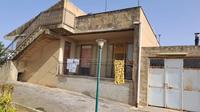 a)abitazione in villino sita in Caltagirone c.da...
