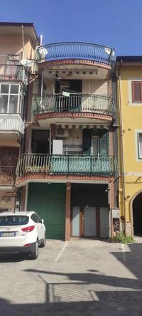 piena proprietà appartamento sito in Solofra (AV), alla...