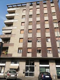 in stabile condominiale piano interrato locale unico ad...