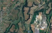 Piena proprietà di villetta: trattasi di un lotto di terreno con sovrastante villino ad uso residenziale , indipendente composto da tre piani di cui due fuori terra ed uno interrato.