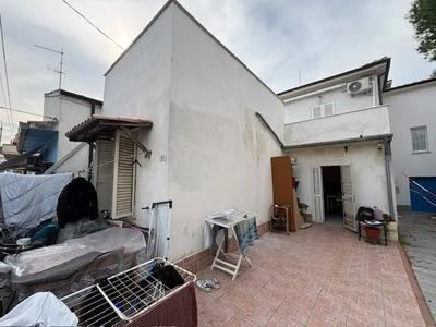 Appartamento al piano terra.