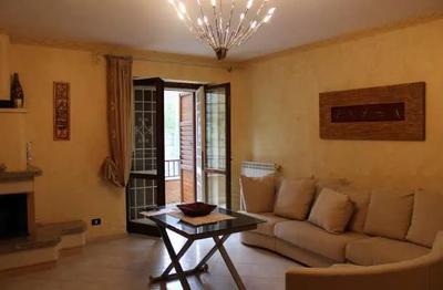 LOTTO UNICO: in Monteforte Irpino (AV) alla Via...