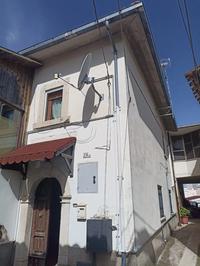 Piena proprietà di un’unità abitativa su due livelli con...