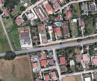 Piena ed esclusiva proprietà di fabbricato civile...