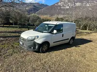 Autocarro Fiat Doblò targato EZ670LE