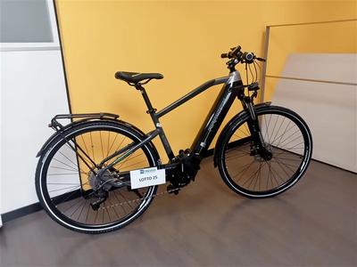 BICICLETTA ELETTRICA DA TREKKING nera, marca Harmony, mod. Viareggio