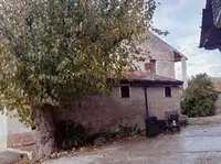 Abitazione bifamiliare con terreni agricoli – Amorosi (BN)