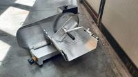(Lotto n.1) - Affettatrice marca BERKEL modello AV-35...
