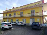 Piena ed intera proprietà di appartamento con...