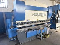 PRESSA PIEGATRICE