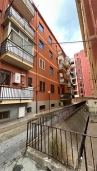 Piena proprietà di appartamento per civile abitazione di...