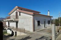 Unità immobiliare: fabbricato in muratura, adibito a...