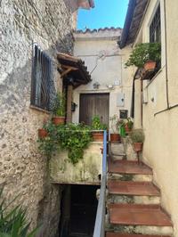 Diritti pari alla piena proprietà (quota di 1/1) di...