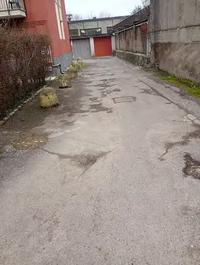 Appartamento al piano terra (rialzato) composto da...