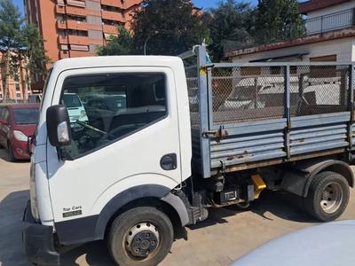 Autocarro Nissan Cabstar tg. EY328DF, cassone ribaltabile trilaterale, anno...