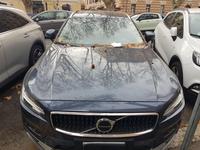 Volvo V90Per visionare la documentazione disponibile, si...
