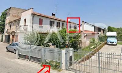 Lotto Unico - piena proprietà di unità immobiliare...