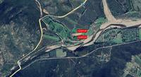 Quota pari a 1/1 del diritto di piena proprietà dei terreni siti in Comune di San Vito  censiti  al F 60, part 105, Porz AA e AB di 44.655 mq , rendita 57,99 e al F 60 part. 106 porz AA e AB di 6715 mq rendita 96,78. Si trova nei pressi del ponte Romano a circa 7 Km da San Priamo e circa 12 Km da San Vito. L’immobile ricade in parte in zona E- agricola aree rurali ed agricole , in parte in zona E 2 di primaria importanza per la funzione agricola produttiva ed in parte  in zona H2.a -corridoi fluviali.-