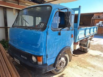 Autocarro Iveco Fiat 40NCPer visionare la documentazione...