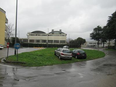 Piena proprietà di area scoperta ubicata in Prato, attestante su Via del...