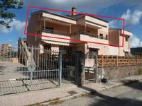 Appartamento a Carbonia (SU), in via Valverde 7, con...