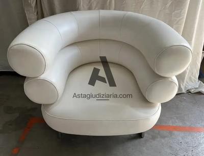 Lotto 35 - poltrona in pelle