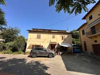Intera piena proprietà di un appartamento composto da un...