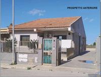 Abitazione singola unifamiliare con sottostante garage...