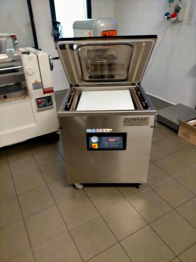 - UNA MACCHINA SOTTOVUOTO A CAMPANA MODELLO FPDZQ60025 ANNO 2019, KW 1,6,...