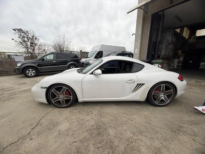 Autovettura Porsche Cayman S targata GT305WJ cc 3387 alimentata a benzina, provvista di librettodi circolazione