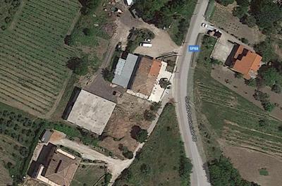 Porzione di vecchio fabbricato rurale in fase di...